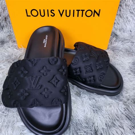 รองเท้าแตะ louis vuitton|louis vuitton designer flats.